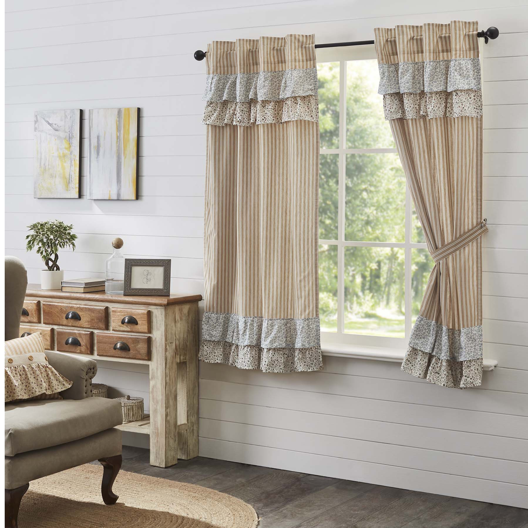 Primitive and Cozy Top Window Treatments for Your Country Cottage