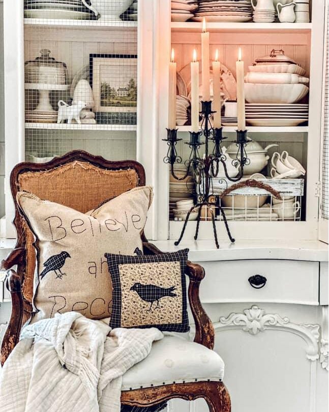 Autumn Decor - Primitive & Americana Harvest Decor: Rustic Farmhouse Colors & Textures