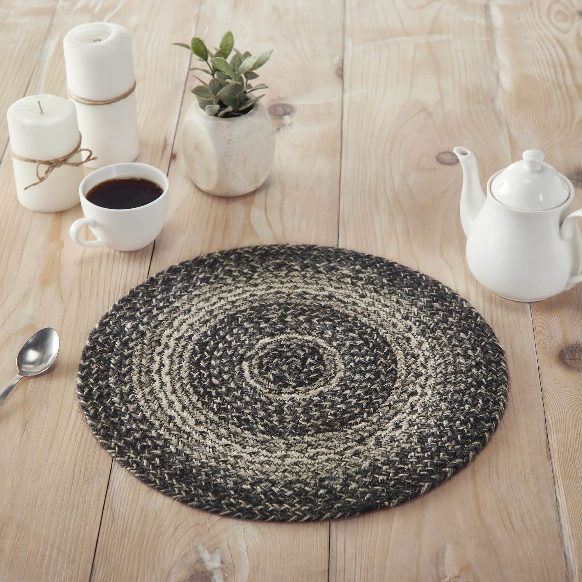 Black Cat Silhouette Braided Jute Placemat/Trivet – 10" Round – Earth Rugs