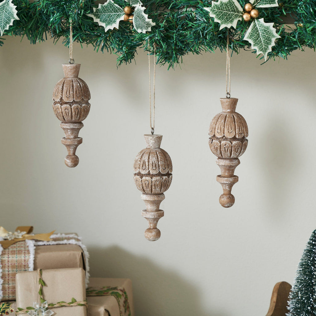 Seasons Crest Ornament Vintage Finial Ornament Feathered Finish Set of 3 6.5x2.5x2.5