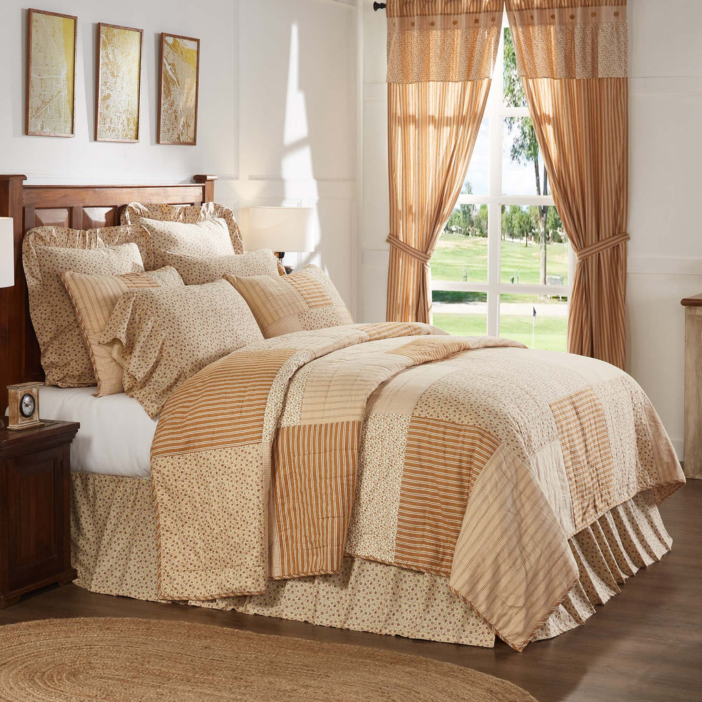Camilia King Quilt 105Wx95L - The Village Country Store
