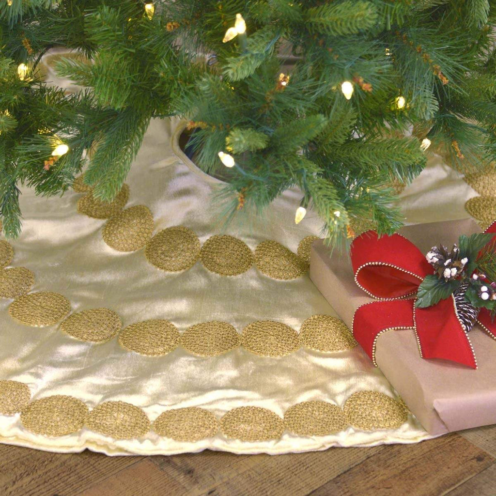 Memories Creme Tree Skirt 48 - The Village Country Store